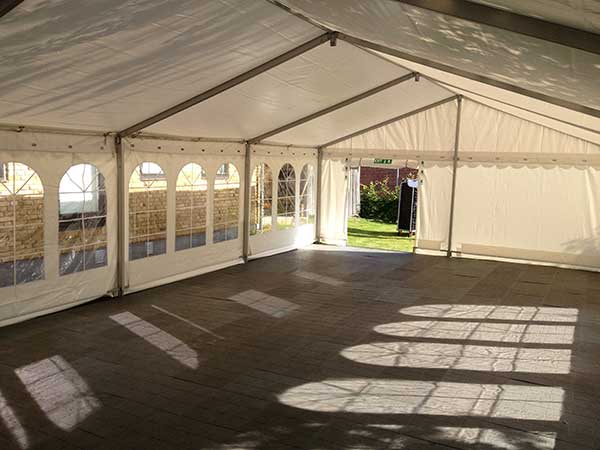 Glostrup Teltudlejning - professionelle telte, service og andet tilbehør